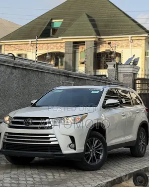 Toyota Highlander 2019 White