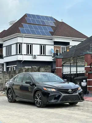 Toyota Camry SE FWD 2020 Black