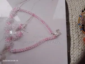 Classy Chocker Clover Necklace Set