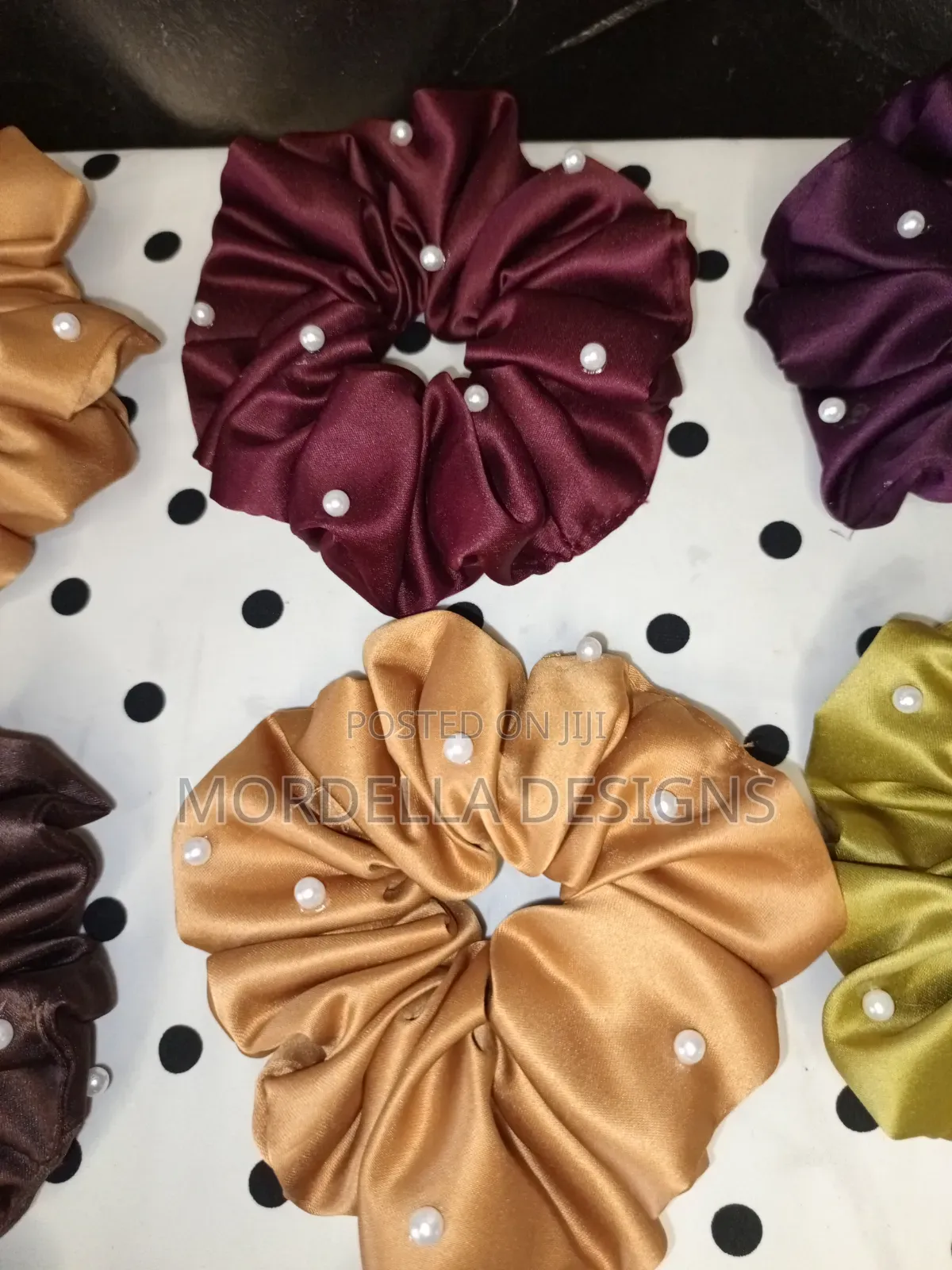 Hair Scrunchie With Bow