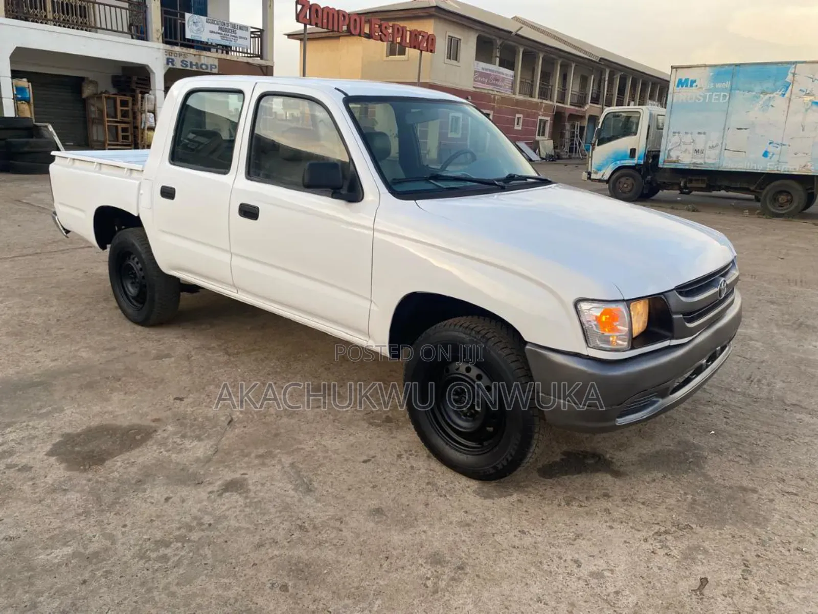 Toyota Hilux 2008 White