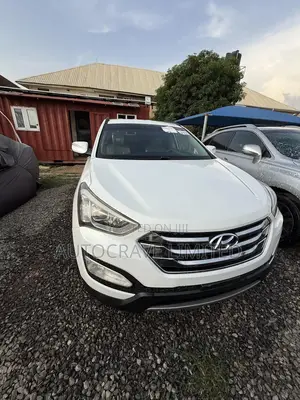 Hyundai Santa Fe Limited 4dr SUV (3.3L 6cyl 6A) 2014 White