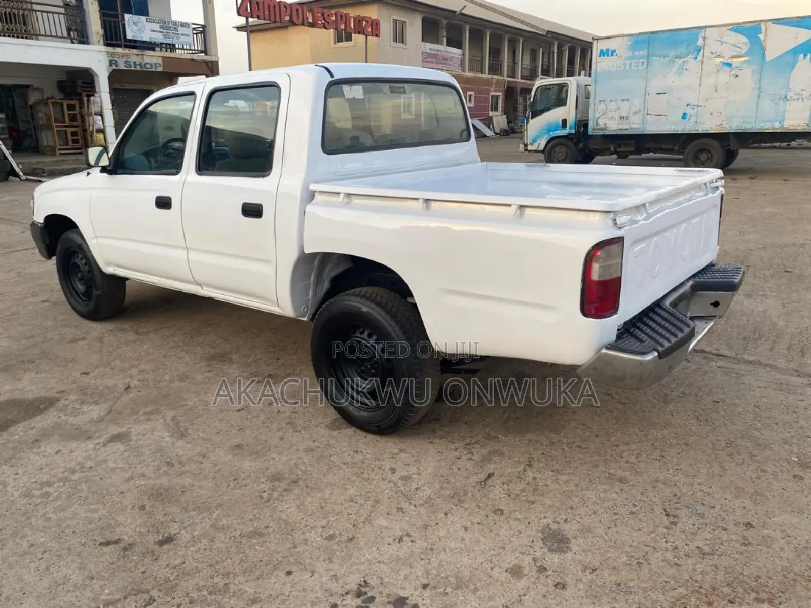 Toyota Hilux 2008 White