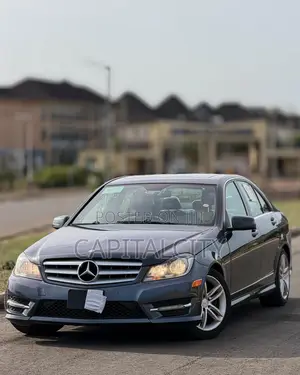 Mercedes-Benz C300 Luxury 4Matic Sedan AWD (3.5L 6cyl 7A) 2013 Gray