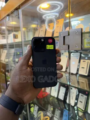 Apple iPhone 16 Pro 128 GB Black