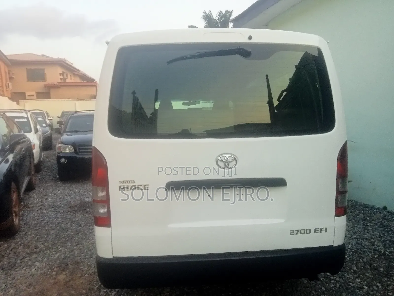 Toyota HiAce 2013 White