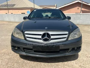 Mercedes-Benz C300 2010 Blue
