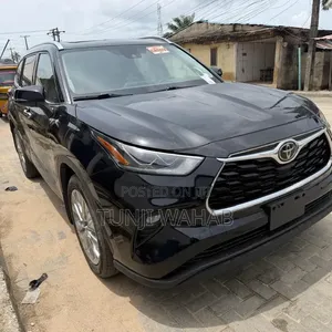Toyota Highlander 2021 Black