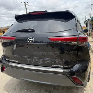 Toyota Highlander 2021 Black