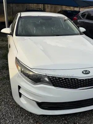 Kia Optima LX 2018 White