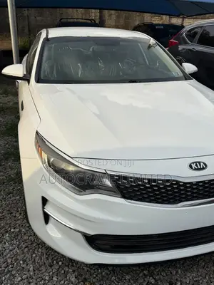 Kia Optima LX 2018 White