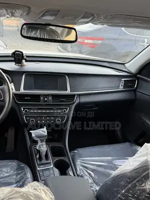 Kia Optima LX 2018 White