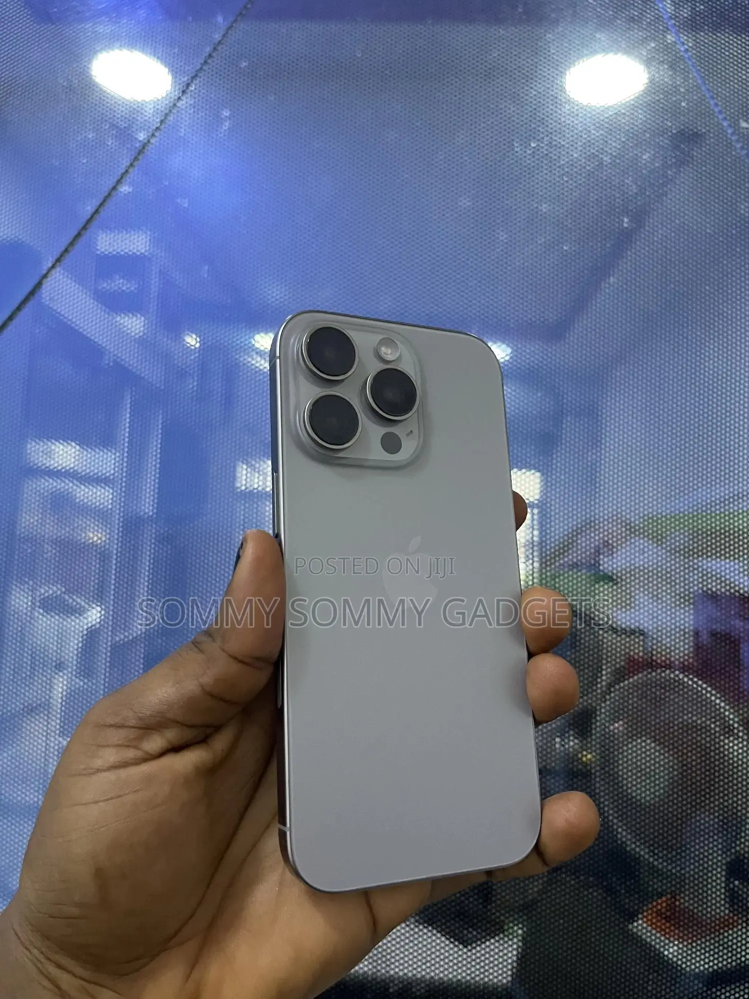 Apple iPhone 16 Pro 128 GB Gray