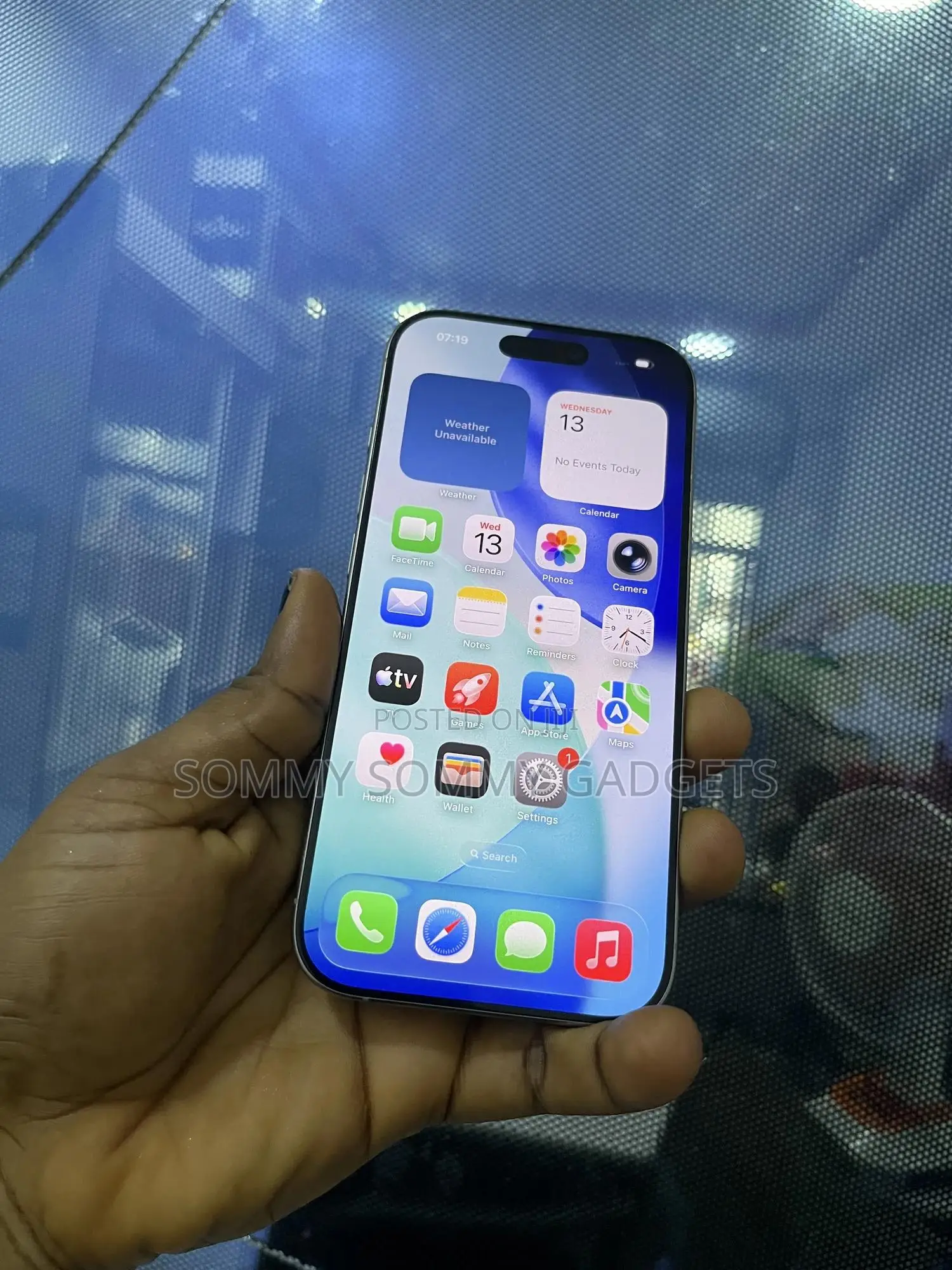 Apple iPhone 16 Pro 128 GB Gray