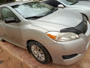 Toyota Matrix 2010 Silver