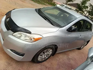 Toyota Matrix 2010 Silver