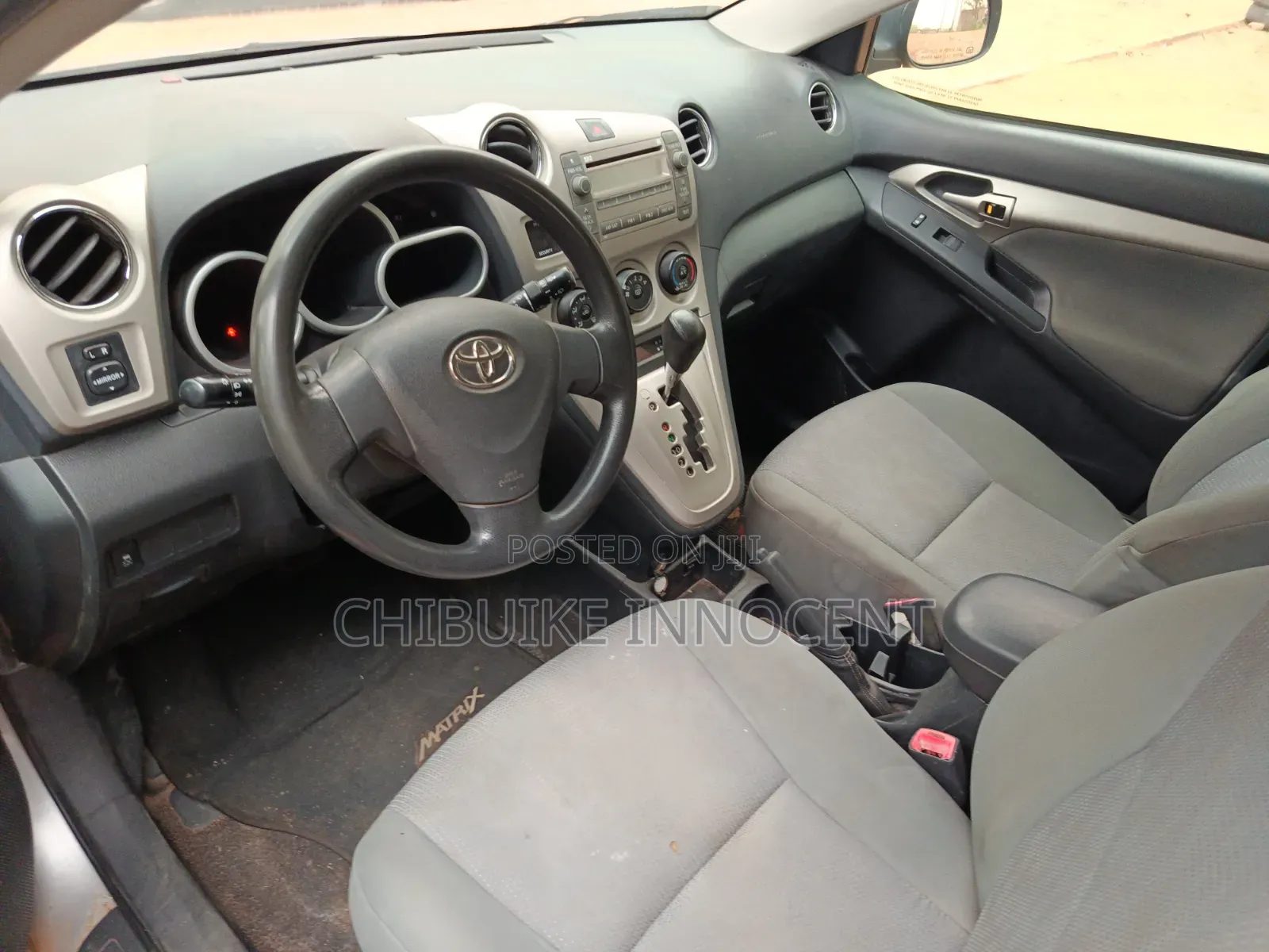 Toyota Matrix 2010 Silver