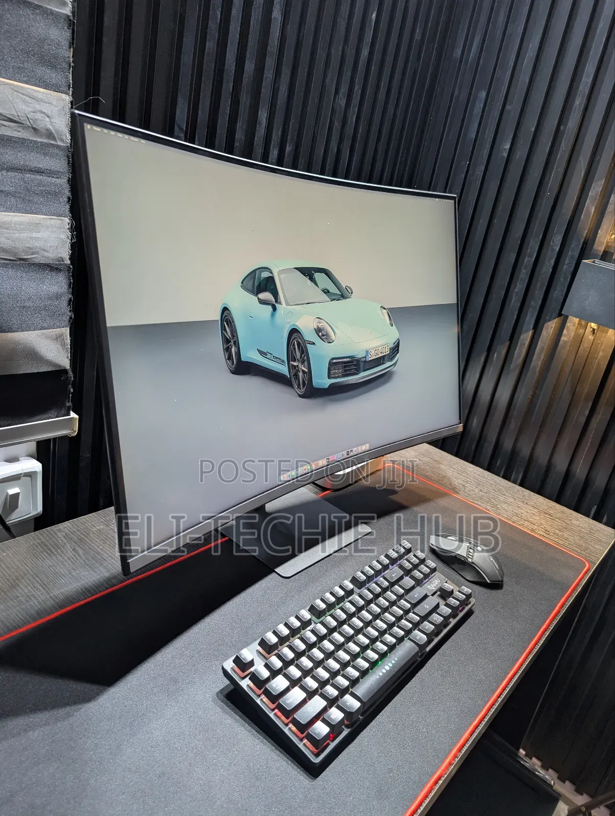 Samsung 32-Inch Ultra Hd 3840 X 2160p Curved Monitor