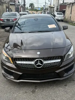 Mercedes-Benz CLA-Class 2015 Brown