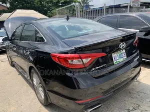 Hyundai Sonata Limited 2.0T Seban (2.0L 4cyl 6A) 2016 Black