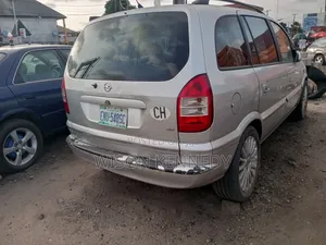 Opel Vivaro 2005 Silver