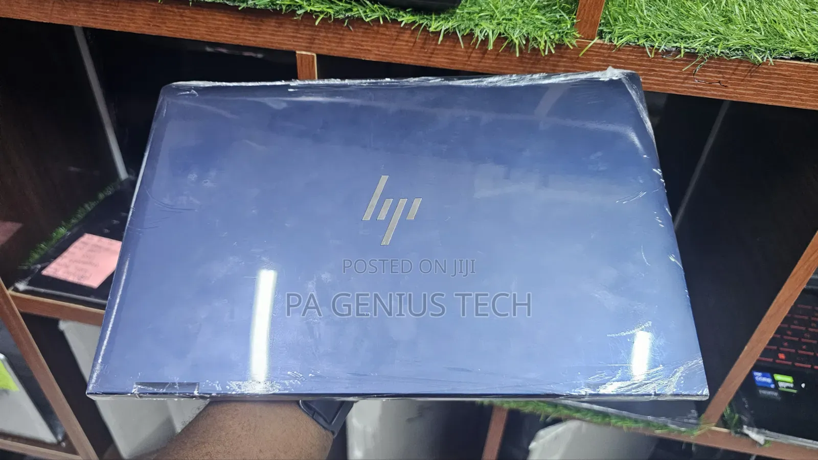 Laptop HP Dragonfly G3 8GB Intel Core i5 SSD 256GB