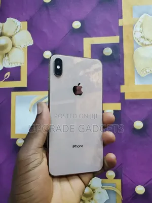 Apple iPhone XS Max 64 GB Gold