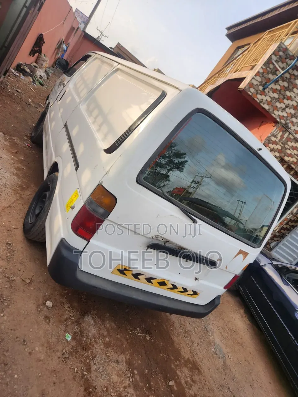 Toyota HiAce 1982 White