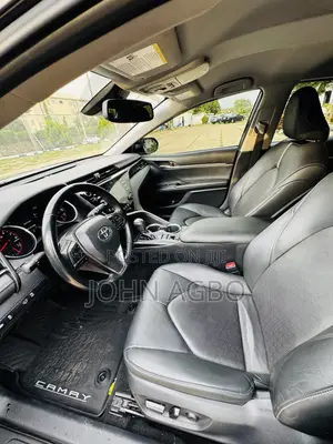 Toyota Camry XSE (2.5L 4cyl 8A) 2019 Blue
