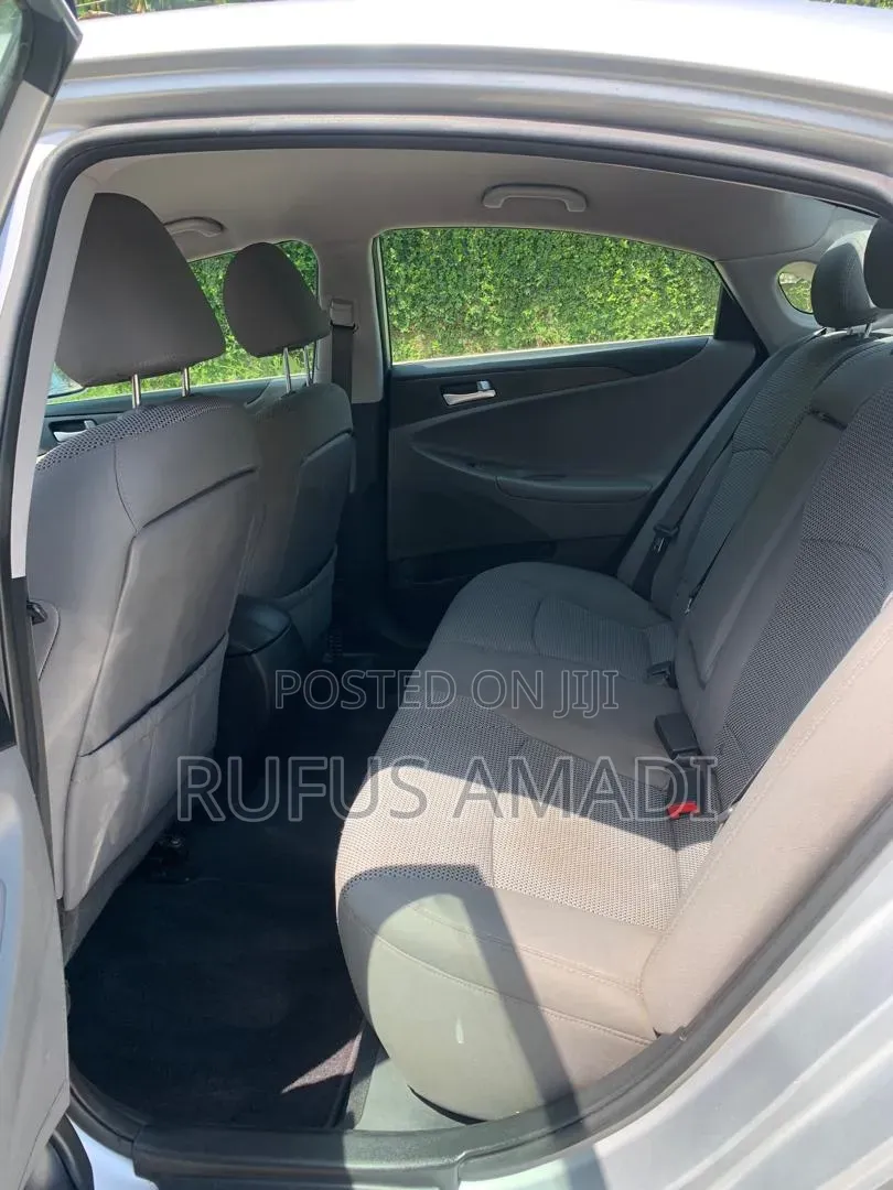 Hyundai Sonata 2012 Silver