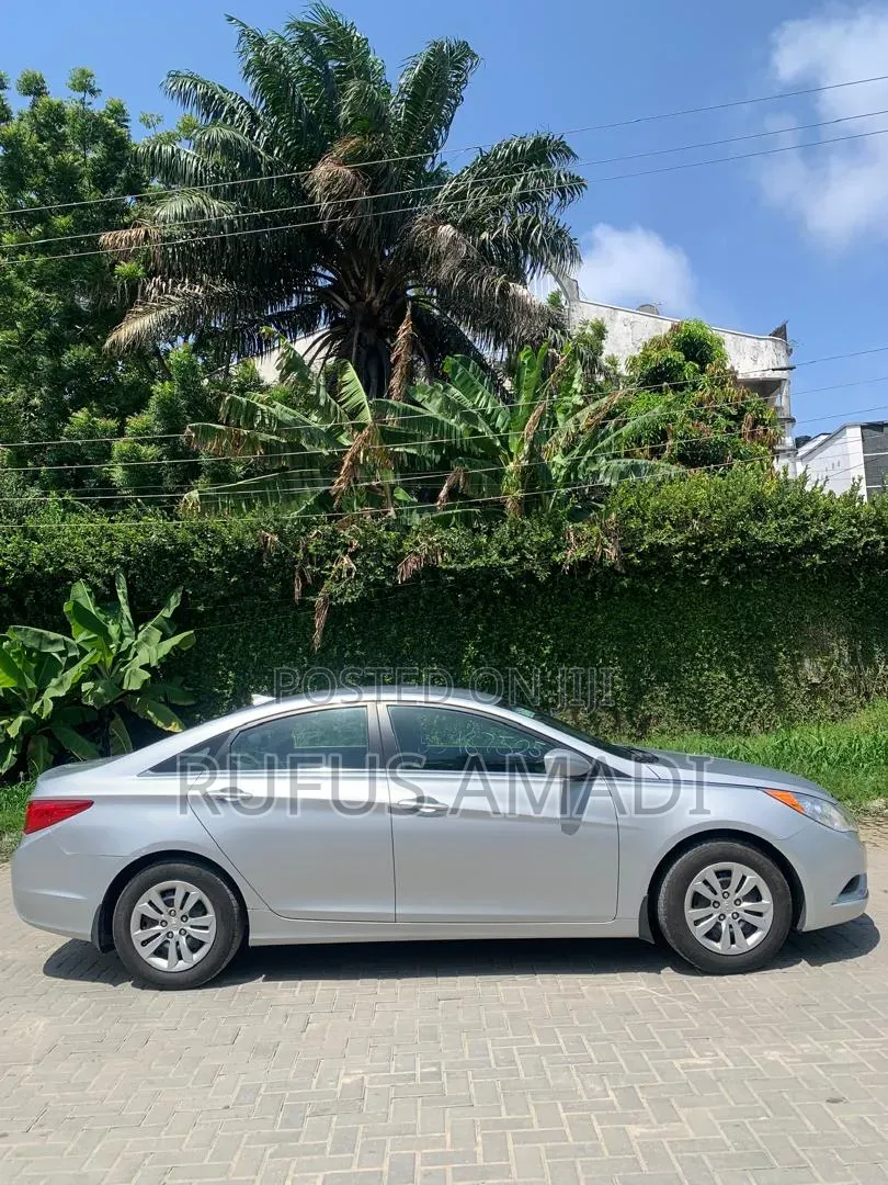 Hyundai Sonata 2012 Silver