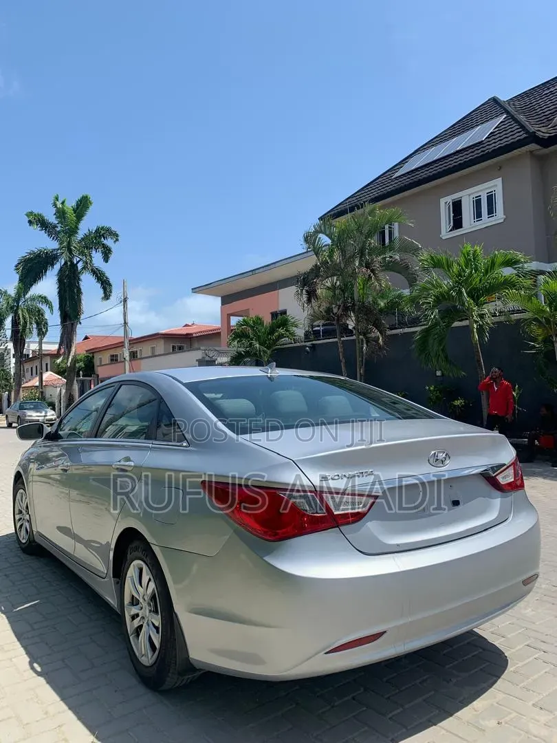 Hyundai Sonata 2012 Silver