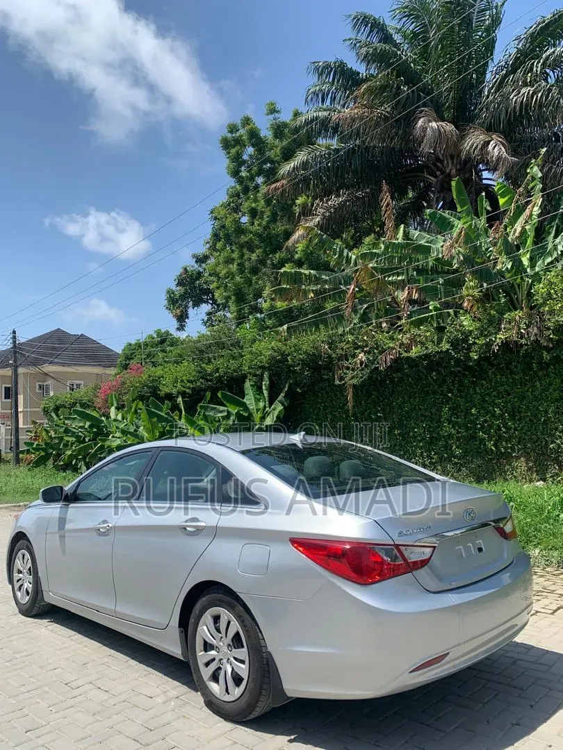 Hyundai Sonata 2012 Silver