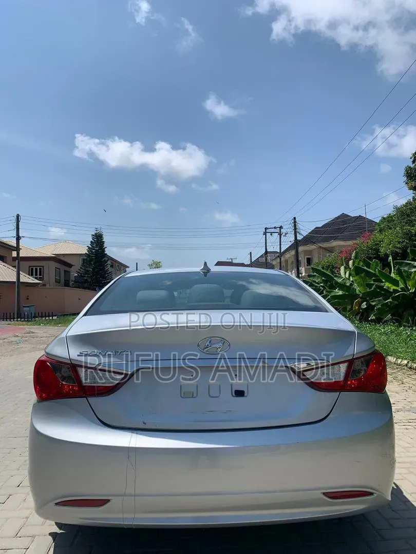 Hyundai Sonata 2012 Silver