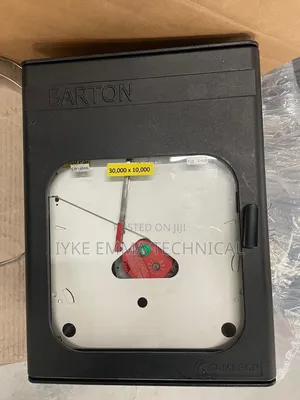 Barton Chart Recorder 30,000 To 10,000 Psi