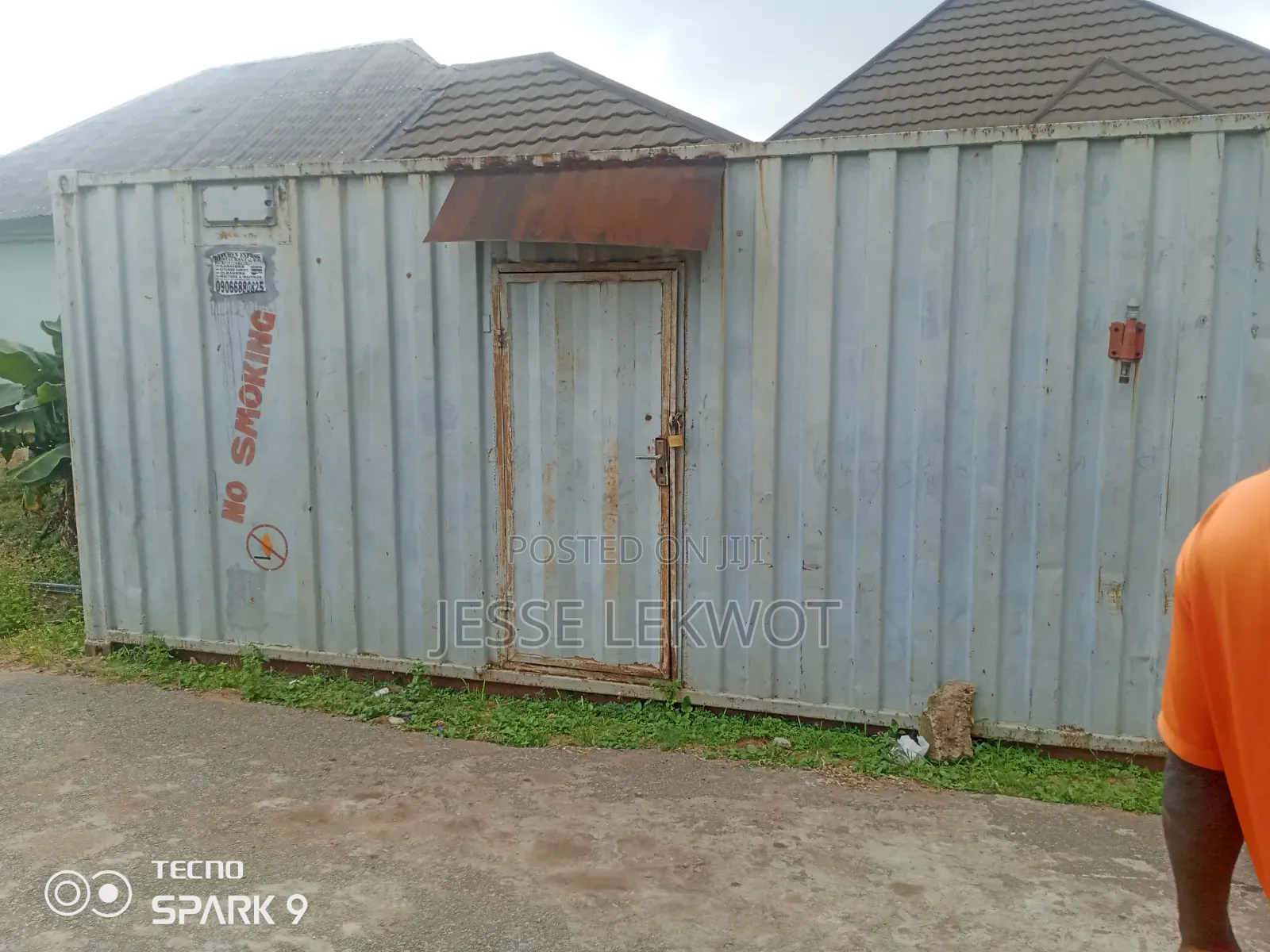 Fairly Used Begger Container.