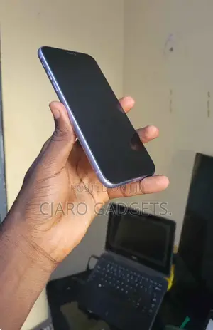 Apple iPhone 11 64 GB Purple