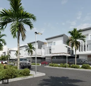 Refined 5-bedroom Mansion + Cinema Pool | Vgc Estate