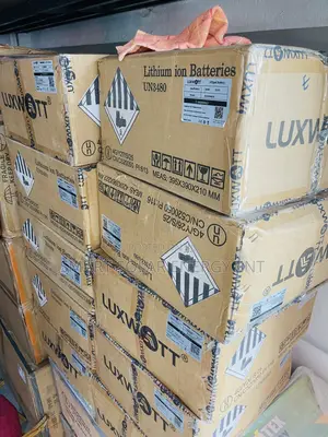2.56kwh Luxwatt Lithium Battery2