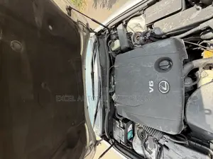 Lexus IS 250 Automatic 2011 Silver