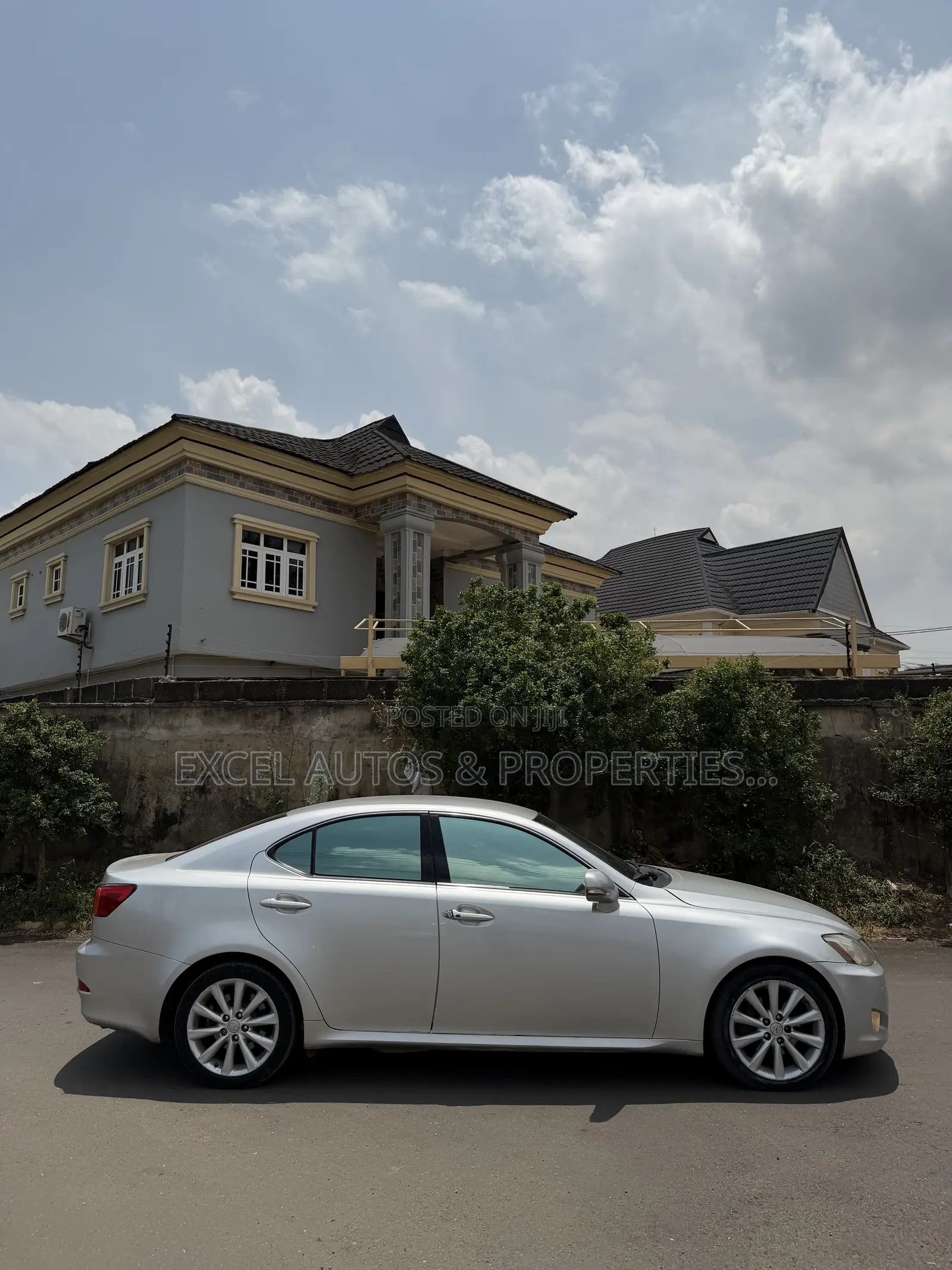Lexus IS 250 Automatic 2011 Silver