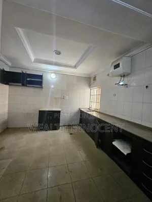 3bdrm Block of Flats in Durumi for rent