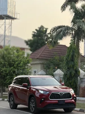 Toyota Highlander 2021 Red