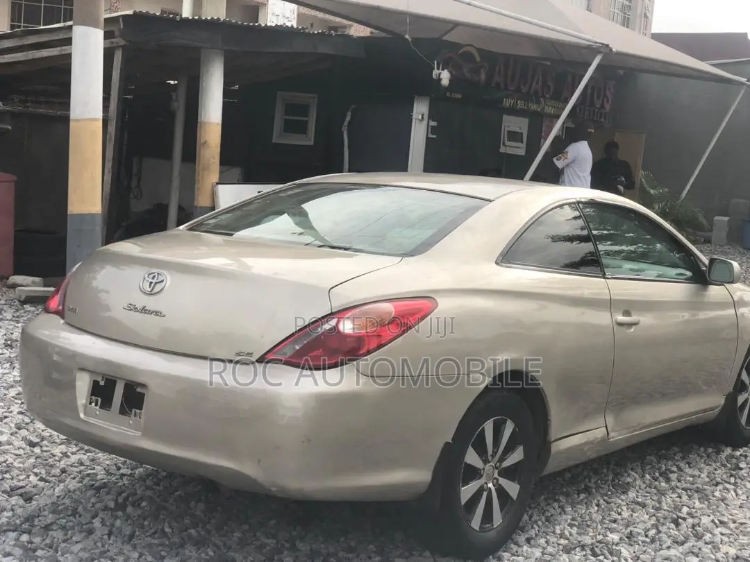 Toyota Solara 2004 Gold