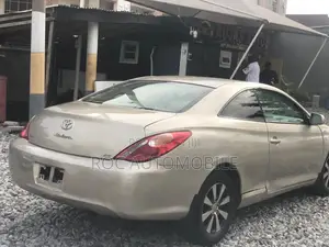 Toyota Solara 2004 Gold