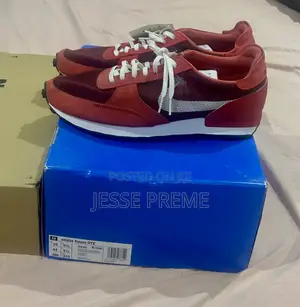 Nike's Daybreak N.354