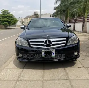 Mercedes-Benz C300 2010 Black
