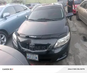 Toyota Corolla 2010 Gray