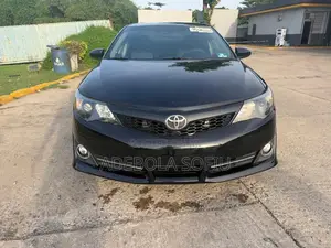 Toyota Camry SE Sport 4dr Sedan (2.5L 4cyl 6A) 2014 Black
