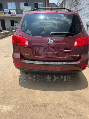 Hyundai Santa Fe 2010 Maroon
